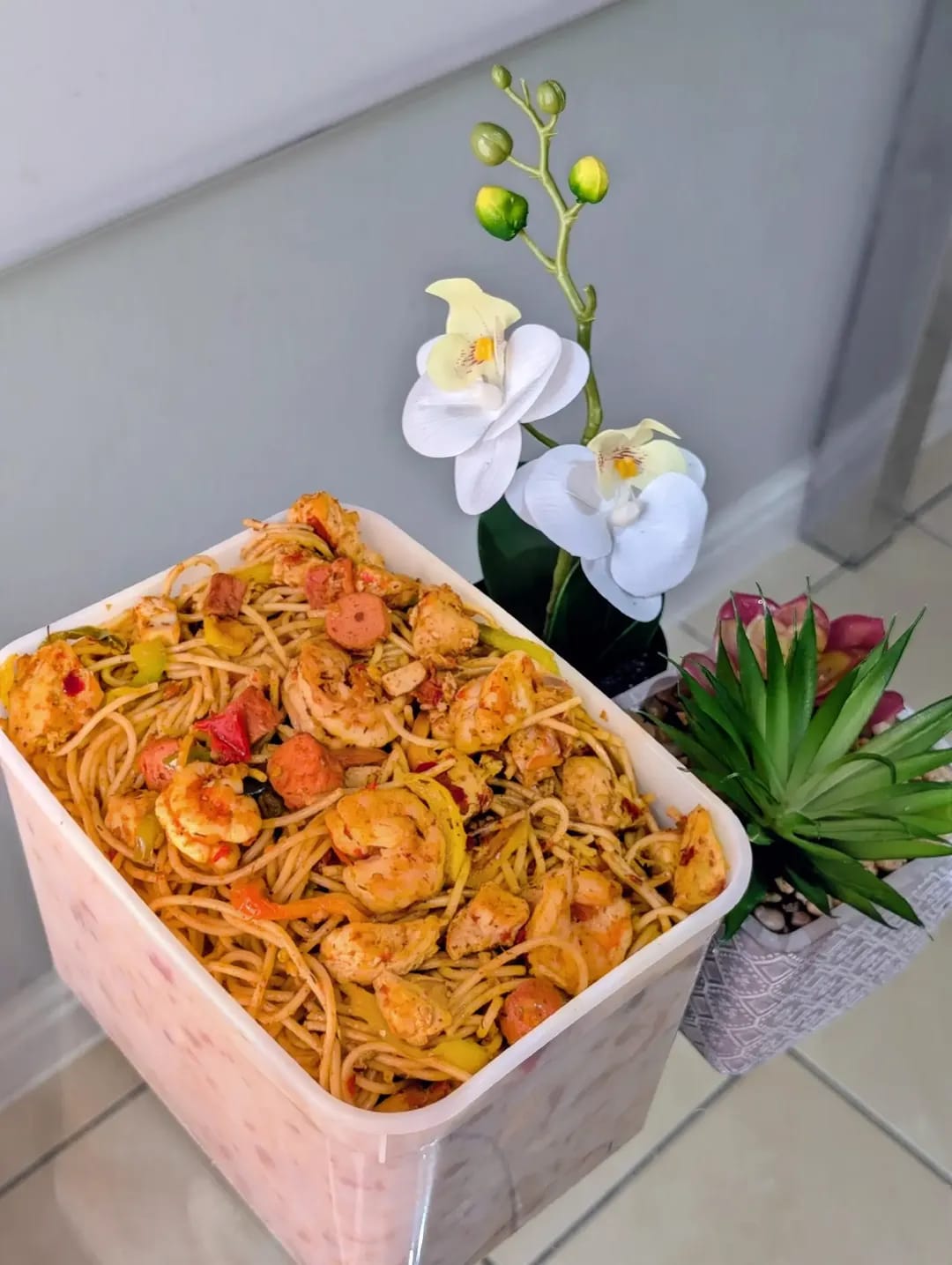 Stir Fry Spaghetti (with shrimp / prawn)